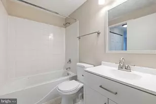 19136 Partridge Wood Dr, Germantown, MD 20874 - Photo 21