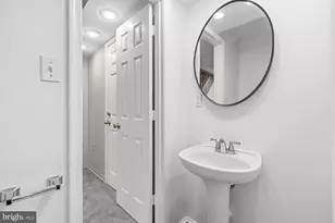 19136 Partridge Wood Dr, Germantown, MD 20874 - Photo 27