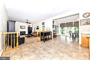 6 Tom Fox Ct, Poolesville, MD 20837 - Photo 17