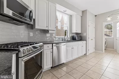 19028 Noble Oak Drive, Germantown, MD 20874 - Photo 7