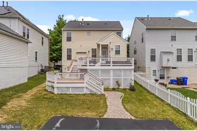 19028 Noble Oak Drive, Germantown, MD 20874 - Photo 3