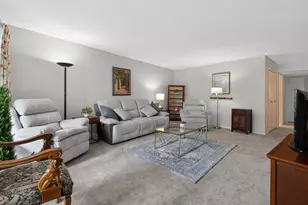 7551 Spring Lake Dr, Bethesda, MD 20817 - Photo 5