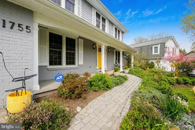 1755 Glastonberry, Potomac, MD 20854 - Photo 9
