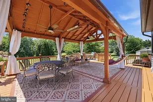 21900 Huntmaster Dr, Gaithersburg, MD 20882 - Photo 81