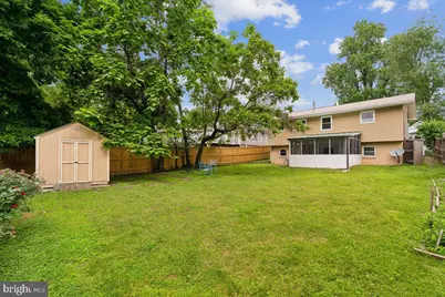 727 Grandin Avenue, Rockville, MD 20850 - Photo 3
