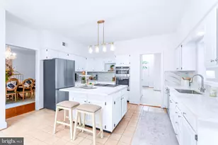 18117 Hayloft Dr, Rockville, MD 20855 - Photo 15