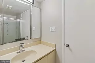 15107 Interlachen Dr, Silver Spring, MD 20906 - Photo 17