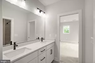 7232 Andrus Rd, Bethesda, MD 20816 - Photo 29