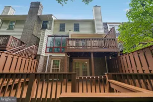 5722 Brewer House Cir, Rockville, MD 20852 - Photo 3