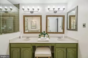 5722 Brewer House Cir, Rockville, MD 20852 - Photo 41