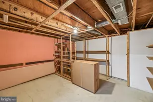 5722 Brewer House Cir, Rockville, MD 20852 - Photo 67