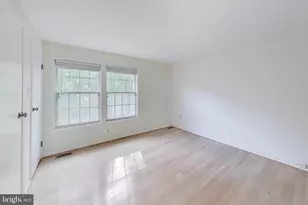 8932 Barrowgate Ct, Potomac, MD 20854 - Photo 15