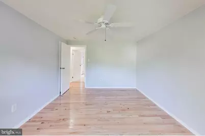 8932 Barrowgate Court, Potomac, MD 20854 - Photo 13