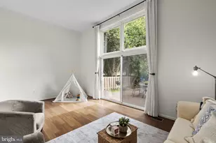 14 Blue Silo Ct, Gaithersburg, MD 20878 - Photo 3
