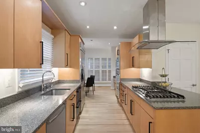 10314 Thornbush Lane, Bethesda, MD 20814 - Photo 17