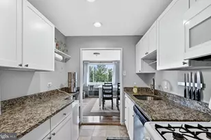 1900 Lyttonsville Rd, Silver Spring, MD 20910 - Photo 11
