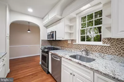 5122 Fairglen Lane, Chevy Chase, MD 20815 - Photo 11