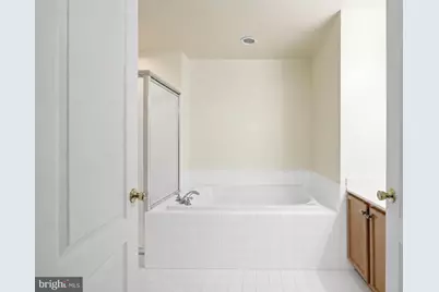 13683 Harvest Glen Way, Germantown, MD 20874 - Photo 23