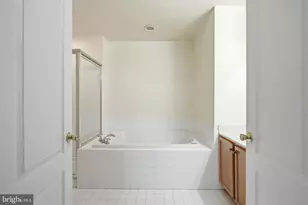 13683 Harvest Glen Way, Germantown, MD 20874 - Photo 27
