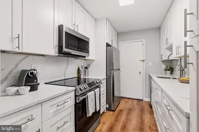 7501 Democracy Boulevard #B-123, Bethesda, MD 20817 - Photo 7