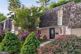 19025 Coltfield Ct, Gaithersburg, MD 20886 - Photo 1