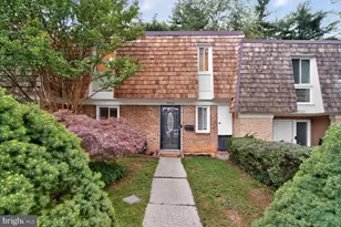 19025 Coltfield Ct, Gaithersburg, MD 20886 - Photo 1