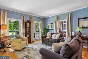 465 Tschiffely Square Rd, Gaithersburg, MD 20878 - Photo 5