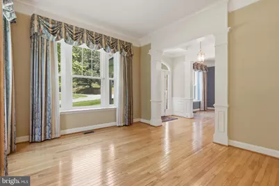 22401 Brook Point Way, Clarksburg, MD 20871 - Photo 9