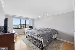 5225 Pooks Hill Rd, Bethesda, MD 20814 - Photo 19