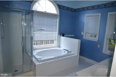 [Address not provided], Gaithersburg, MD 20878 - Photo 9