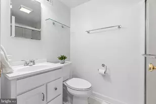 9 Duvall Ln, Gaithersburg, MD 20877 - Photo 33