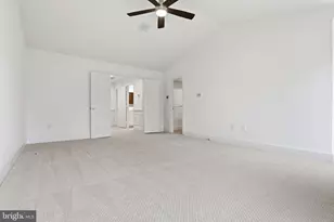 9986 Foxborough Cir, Rockville, MD 20850 - Photo 29