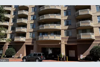 4801 Fairmont Avenue #313, Bethesda, MD 20814 - Photo 1
