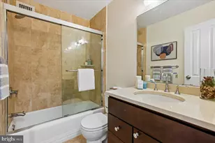 4977 Battery Ln, Bethesda, MD 20814 - Photo 19