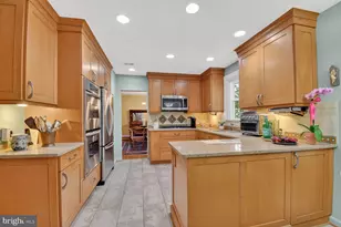 8216 Inverness Hollow Terrace, Potomac, MD 20854 - Photo 13
