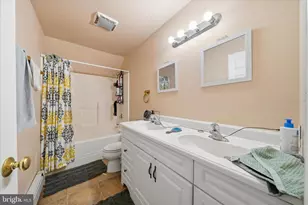 20800 Whites Ferry Rd, Poolesville, MD 20837 - Photo 43