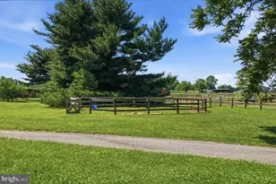 20800 Whites Ferry Rd, Poolesville, MD 20837 - Photo 91