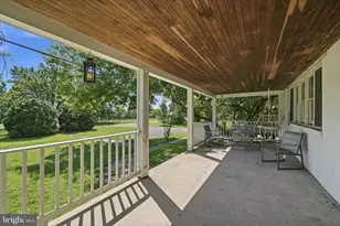 20800 Whites Ferry Rd, Poolesville, MD 20837 - Photo 53