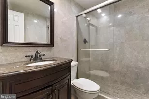 10127 Crestberry Pl, Bethesda, MD 20817 - Photo 33