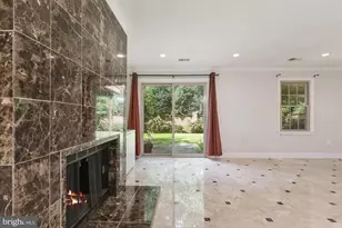 10127 Crestberry Pl, Bethesda, MD 20817 - Photo 31