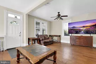 13 Cedar Ave, Gaithersburg, MD 20877 - Photo 5
