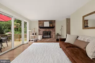 10212 Kindly Ct, Montgomery Village, MD 20886 - Photo 9