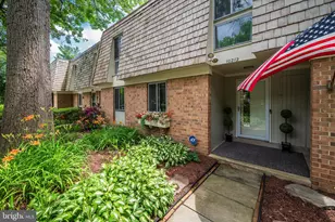 10212 Kindly Ct, Montgomery Village, MD 20886 - Photo 3
