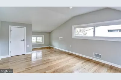 5812 Wainwright Avenue, Rockville, MD 20851 - Photo 7