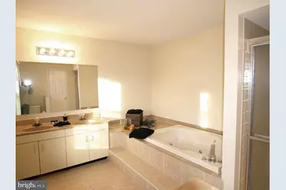 12015 Montrose Village Terrace, Rockville, MD 20852 - Photo 7