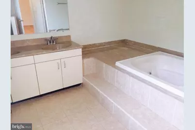 12015 Montrose Village Terrace, Rockville, MD 20852 - Photo 9