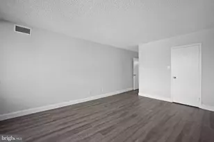 5225 Pooks Hill Rd, Bethesda, MD 20814 - Photo 13
