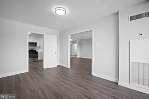 5225 Pooks Hill Rd, Bethesda, MD 20814 - Photo 15