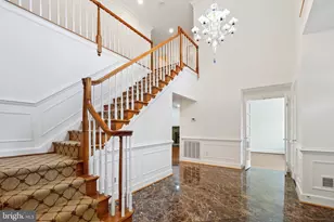 9705 Holloway Hill, Potomac, MD 20854 - Photo 3
