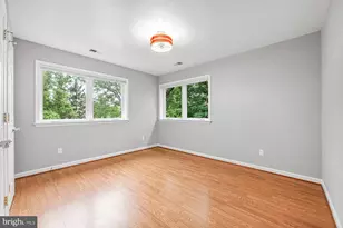 6202 W Halbert Rd, Bethesda, MD 20817 - Photo 33